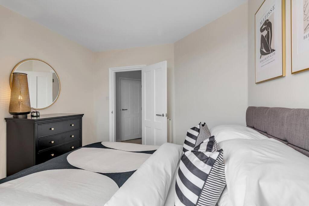1-Bed Seaside Apartment With Parking Cromer Exterior foto